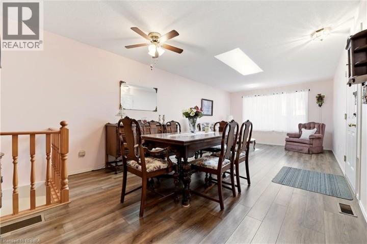 Photo 4 at 19 - 1030 E Colborne Street, Echo Place, Brantford