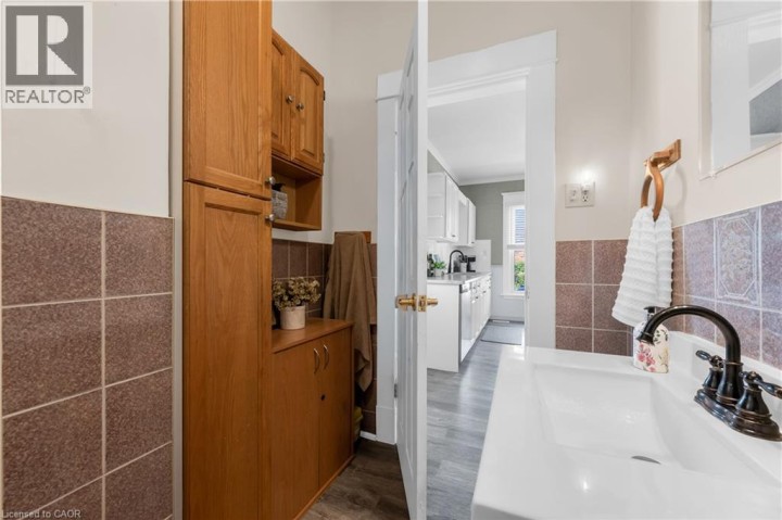Photo 16 at 50 Strathcona Avenue, Eagle Place West, Brantford