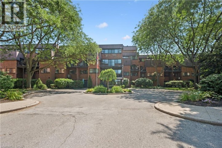 Photo 1 at 329 - 36 Hayhurst Road, Fairview / Greenbrier, Brantford