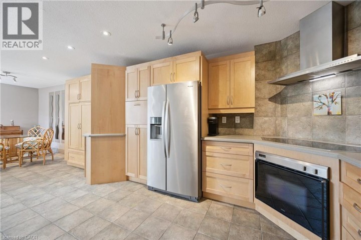 Photo 13 at 329 - 36 Hayhurst Road, Fairview / Greenbrier, Brantford