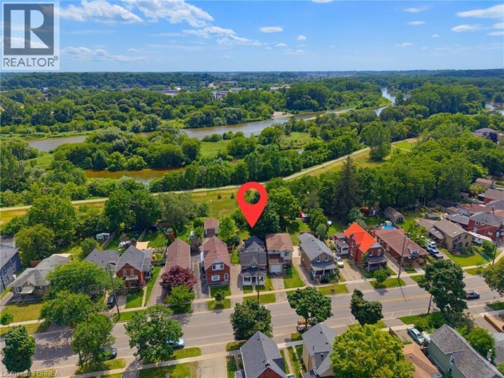 Photo 2 at 112 Grand River Avenue, Holmedale, Brantford