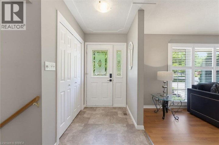 Photo 4 at 5 Marigold Street, Sky Acres, Brantford