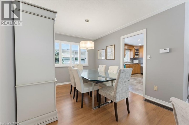 Photo 7 at 5 Marigold Street, Sky Acres, Brantford