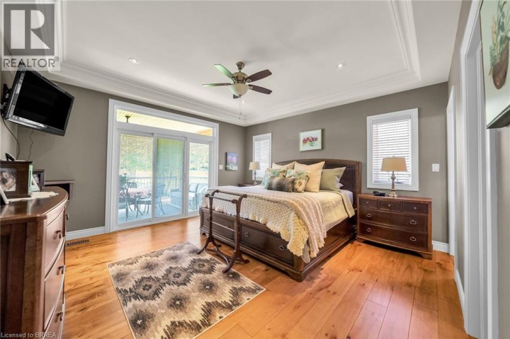 Photo 19 at 12 Ellington Place, Oakhill Dr, Brantford