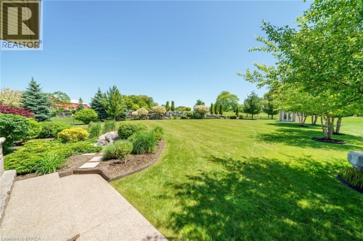 Photo 31 at 12 Ellington Place, Oakhill Dr, Brantford
