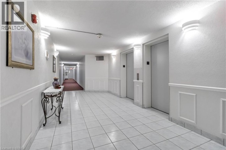 Photo 5 at 506 - 9 Bonheur Court, Lynden Hills, Brantford