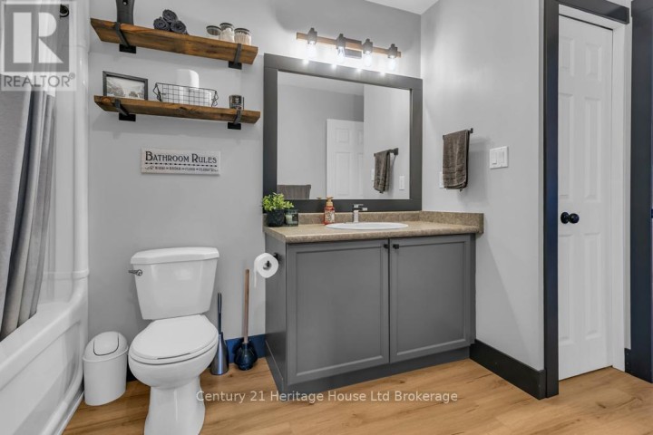 Photo 13 at 14 Herford Street, Tillsonburg