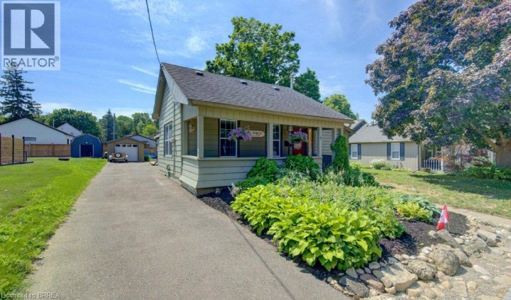 Photo 3 at 4 Wellington Street, Innerkip (Fair Grounds), Woodstock