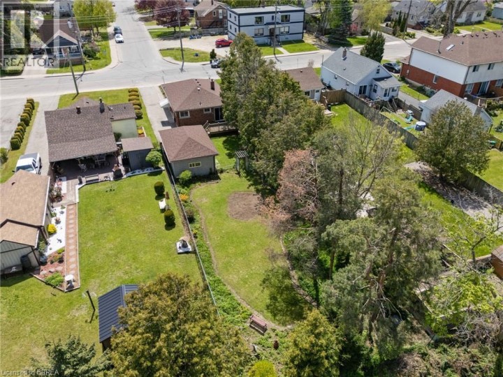 Photo 4 at 404 Grey Street, Echo Place, Brantford