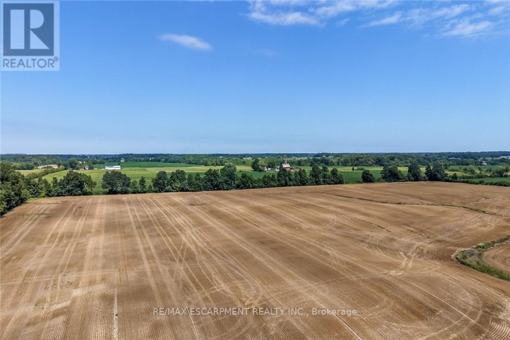 Photo 4 at 833 Lynn Valley Road, Rural Woodhouse, Norfolk County