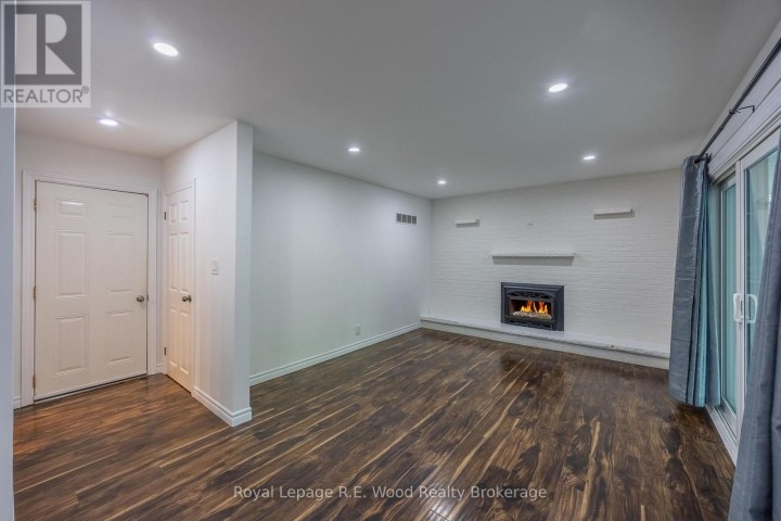 Photo 11 at 6 Highland Drive, Tillsonburg