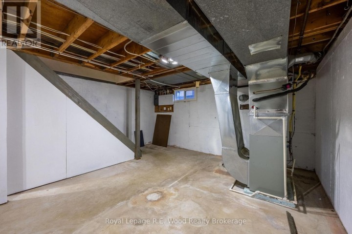 Photo 24 at 6 Highland Drive, Tillsonburg