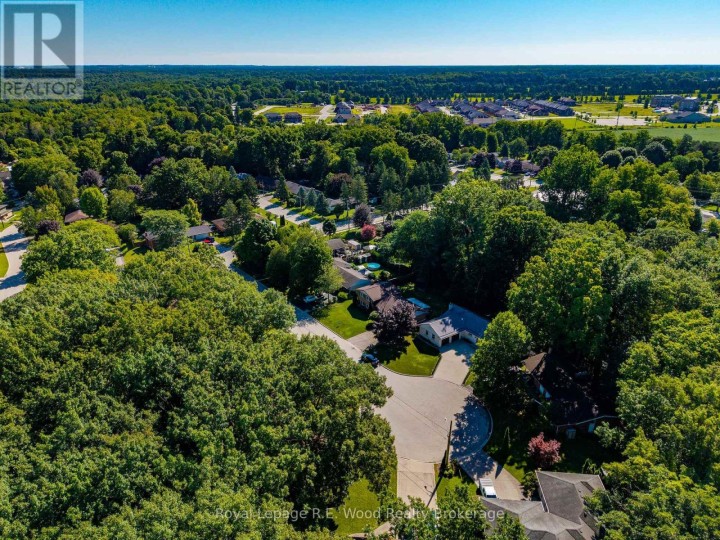 Photo 32 at 6 Highland Drive, Tillsonburg
