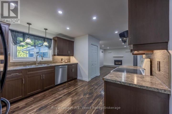 Photo 6 at 6 Highland Drive, Tillsonburg