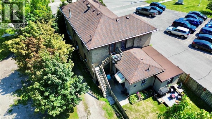 Photo 1 at 135 Sherwood Drive, Old West Brant, Brantford