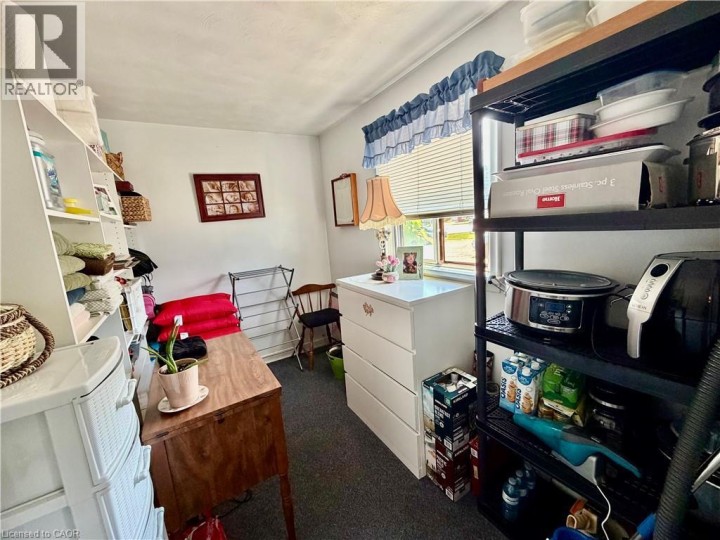 Photo 18 at 135 Sherwood Drive, Old West Brant, Brantford