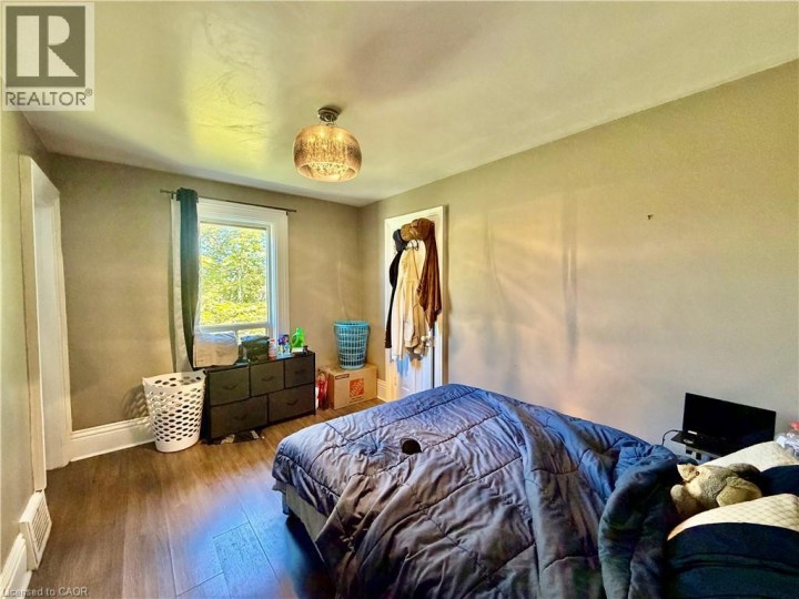 Photo 25 at 135 Sherwood Drive, Old West Brant, Brantford