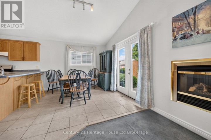 Photo 9 at 26 Peach Street, Tillsonburg