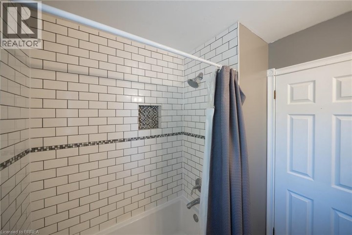 Photo 22 at 20 Hogarth Road, Beckett, Brantford