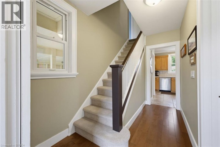 Photo 7 at 149 Tollgate Road, Sky Acres, Brantford