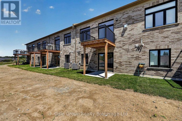 Photo 49 at 808 Garden Court Crescent, Woodstock - North, Woodstock
