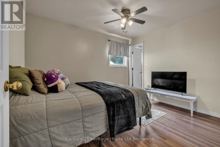 Photo 10 at 674 Hayball Street, Woodstock - North, Woodstock