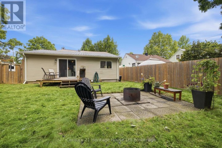 Photo 16 at 674 Hayball Street, Woodstock - North, Woodstock