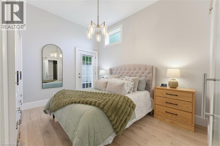 Photo 13 at 33 Elgin Street, East Ward, Brantford