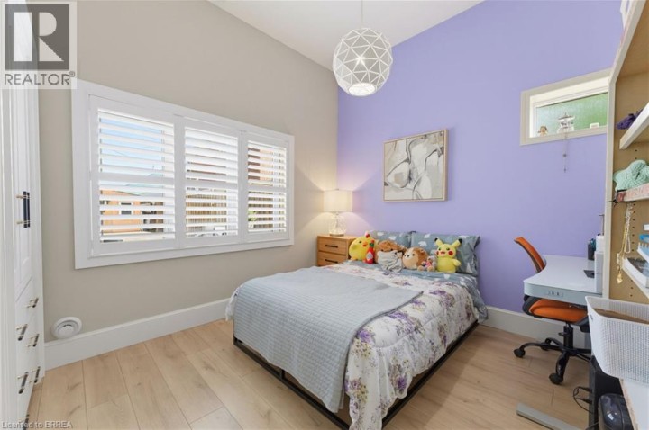 Photo 16 at 33 Elgin Street, East Ward, Brantford