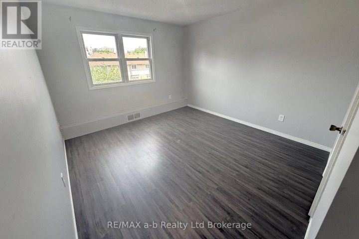 Photo 20 at 36 - 64 Hiawatha Road, Woodstock - North, Woodstock