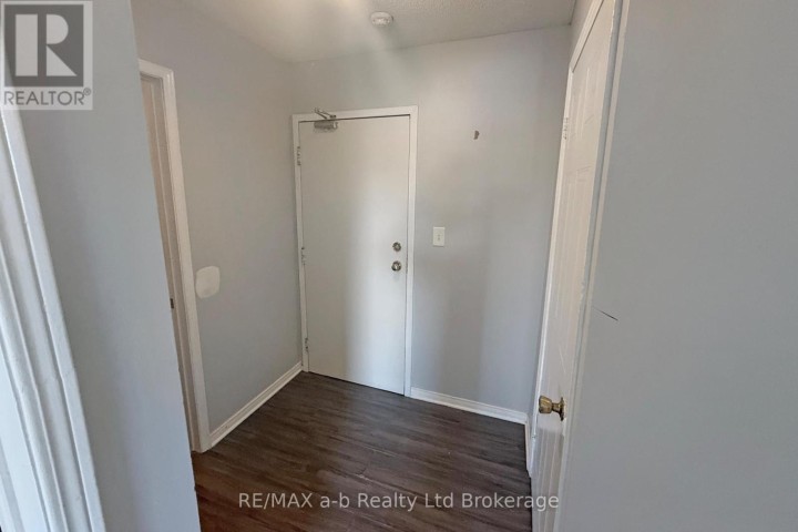 Photo 8 at 36 - 64 Hiawatha Road, Woodstock - North, Woodstock