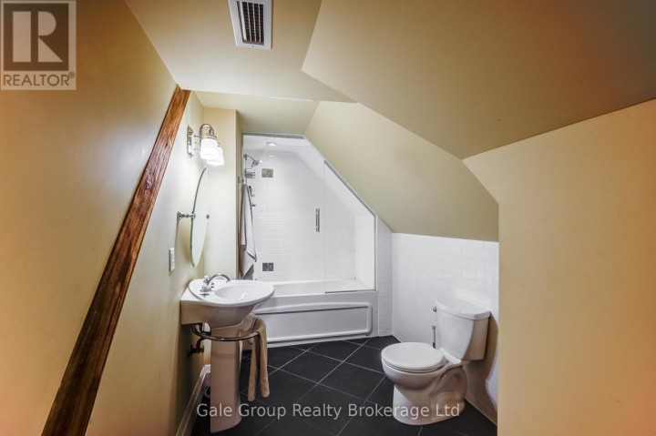 Photo 19 at 11 - 81 Broadway Street, Woodstock - South, Woodstock