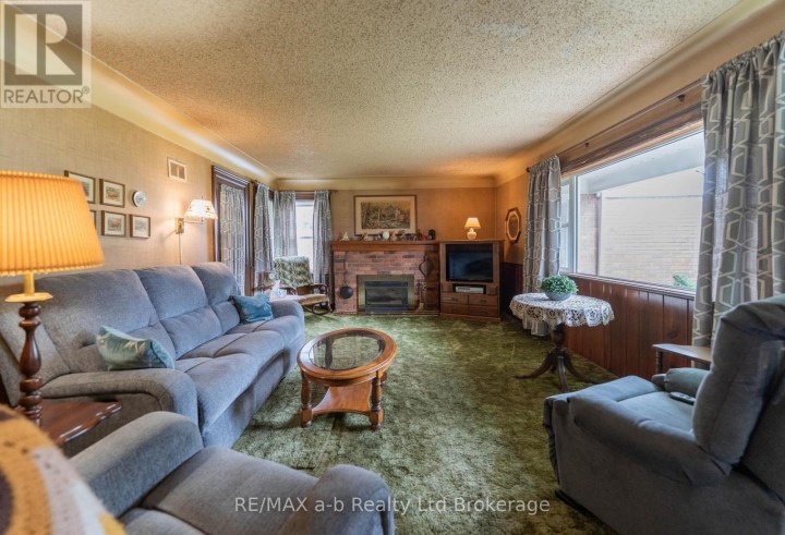 Photo 15 at 81 Vienna Road, Tillsonburg