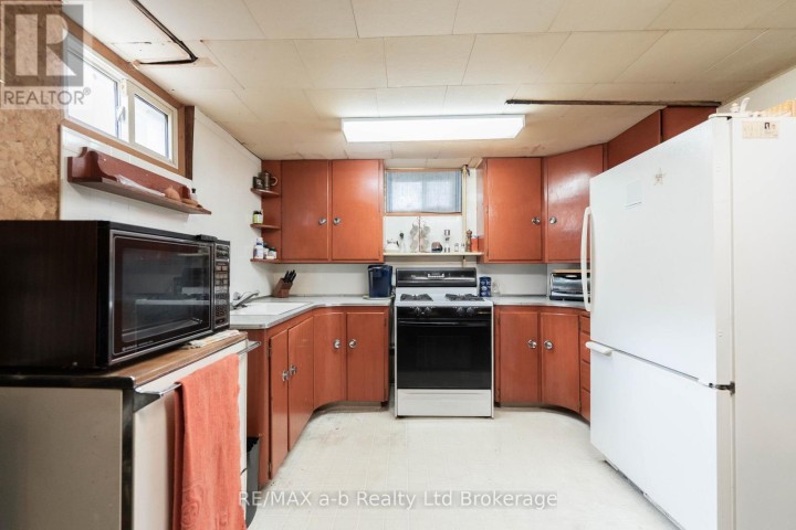 Photo 24 at 81 Vienna Road, Tillsonburg