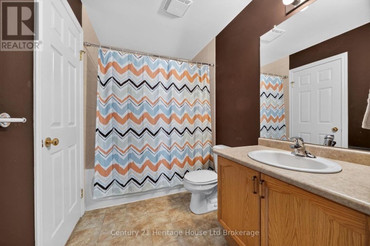 Photo 10 at 16 Herford Street, Tillsonburg