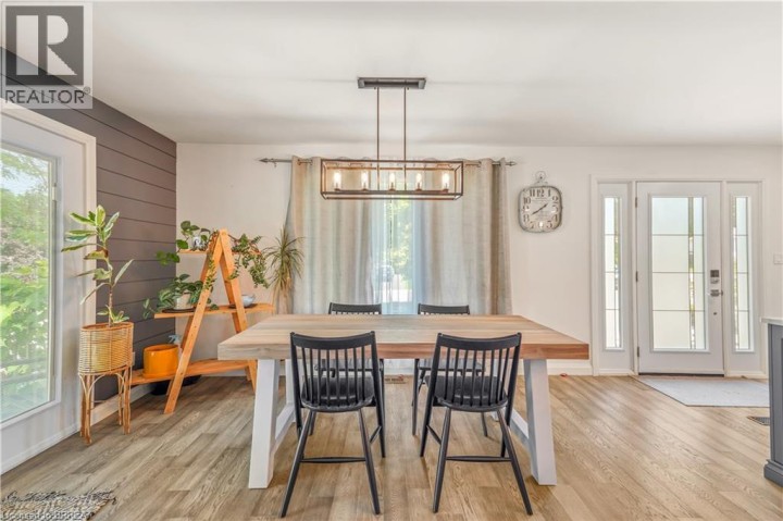 Photo 15 at 160 Woodlawn Avenue, Mayfair, Brantford