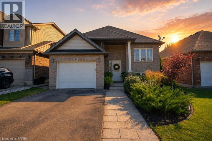 Photo 1 at 48 Nightingale Drive, Donegal / Mcguiness, Brantford