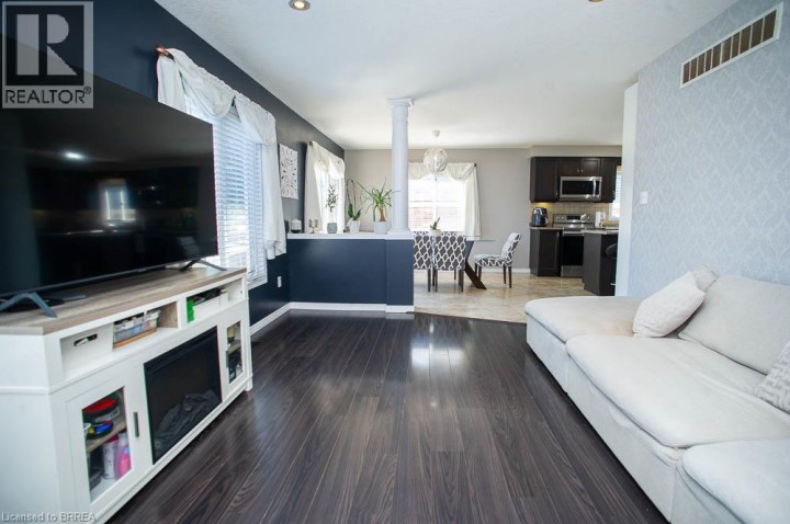 Photo 14 at 48 Nightingale Drive, Donegal / Mcguiness, Brantford