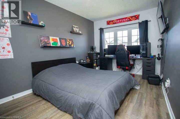 Photo 19 at 48 Nightingale Drive, Donegal / Mcguiness, Brantford