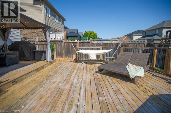 Photo 34 at 48 Nightingale Drive, Donegal / Mcguiness, Brantford
