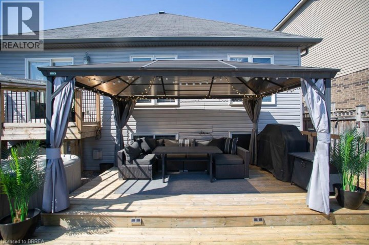 Photo 35 at 48 Nightingale Drive, Donegal / Mcguiness, Brantford