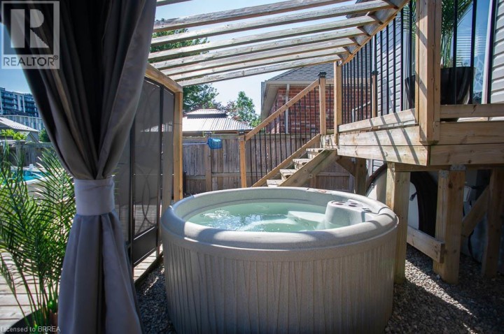 Photo 37 at 48 Nightingale Drive, Donegal / Mcguiness, Brantford