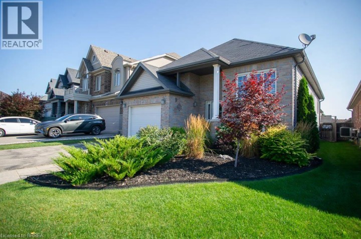 Photo 4 at 48 Nightingale Drive, Donegal / Mcguiness, Brantford