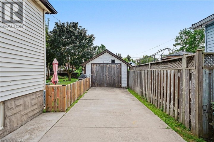 Photo 26 at 291 Sheridan Street, East Ward, Brantford
