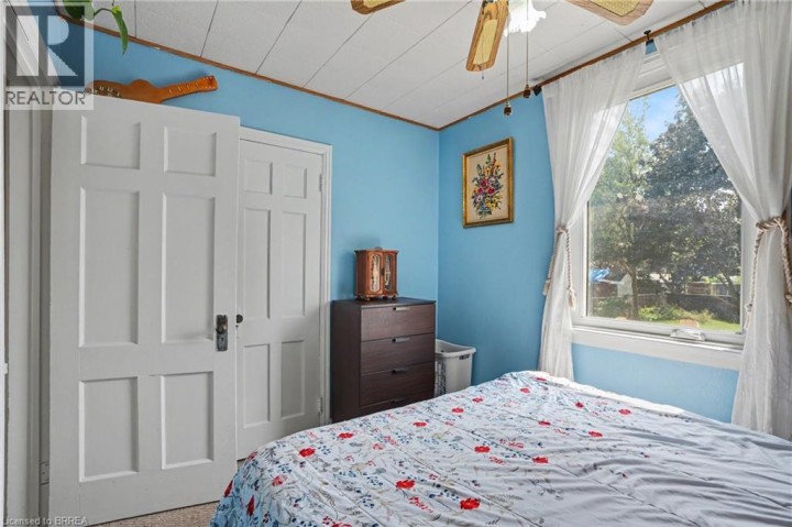 Photo 15 at 291 Sheridan Street, East Ward, Brantford