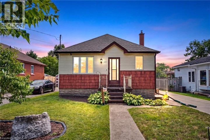 Photo 1 at 291 Sheridan Street, East Ward, Brantford
