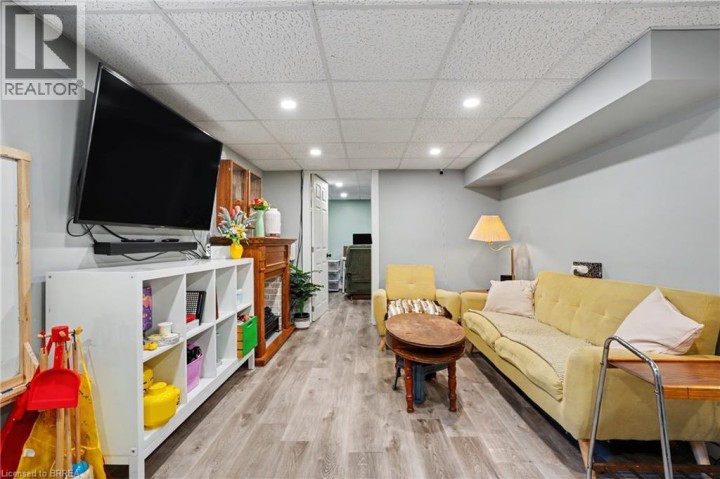 Photo 20 at 291 Sheridan Street, East Ward, Brantford