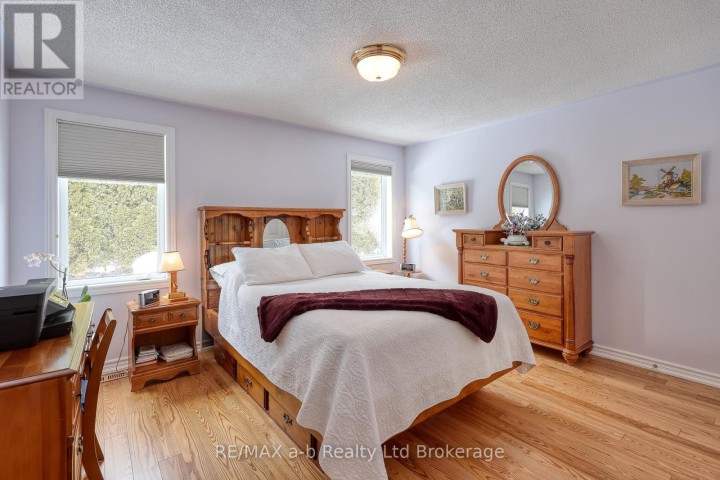 Photo 10 at 23 Brasher Drive, Tillsonburg