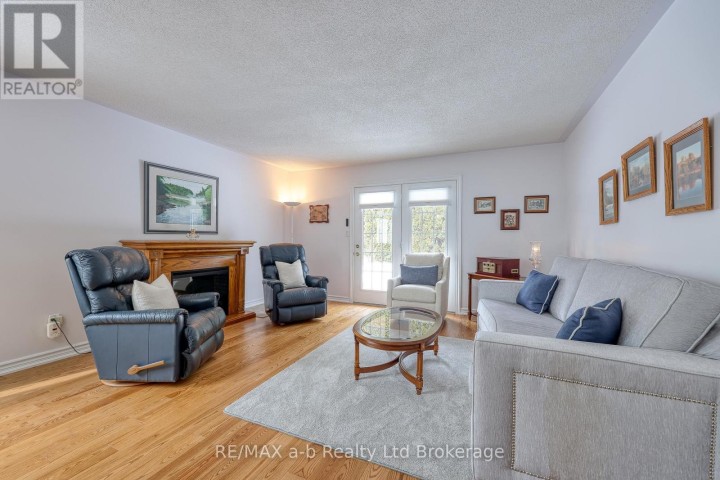 Photo 9 at 23 Brasher Drive, Tillsonburg