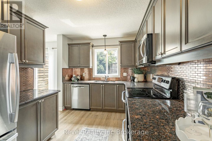 Photo 13 at 420 Sales Drive, Woodstock - South, Woodstock